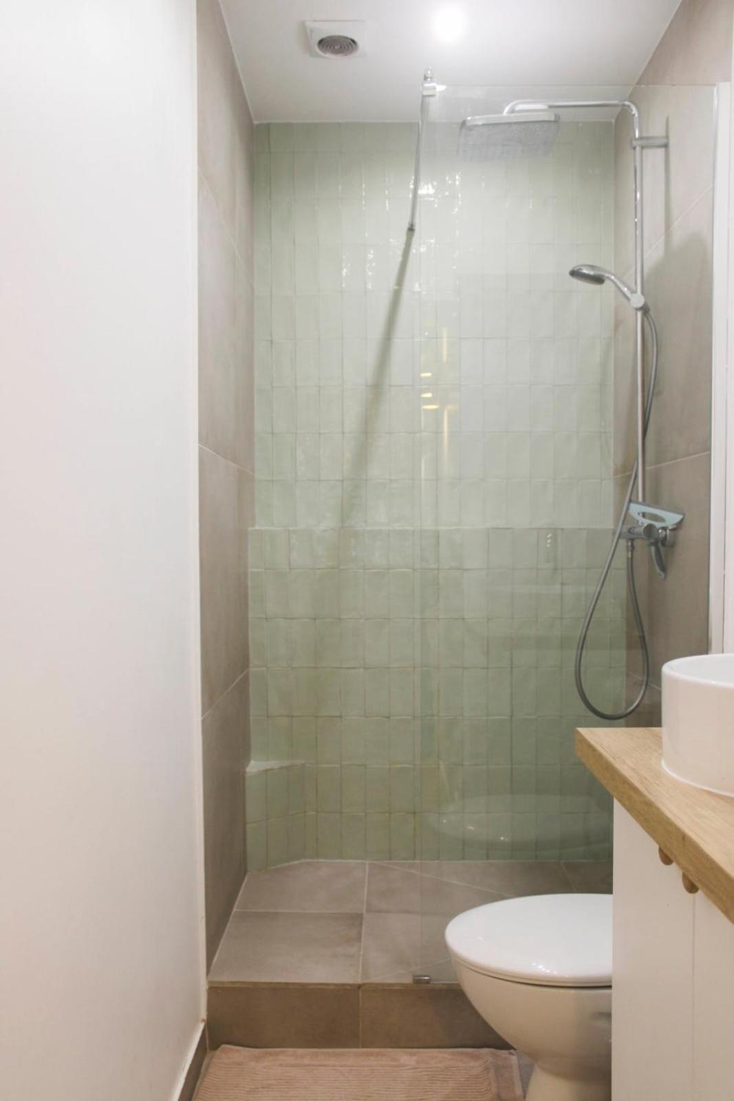 פריז Comfortable Cocoon Close To Montmartre מראה חיצוני תמונה